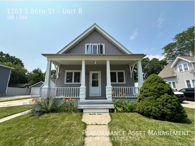 Photo - 1103 S 86th St Unit B