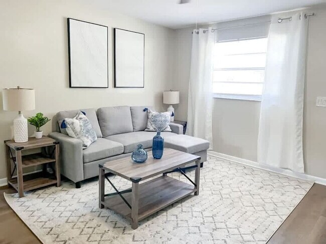 Photo - 38548 Naomi Ave Unidad ID1234476P