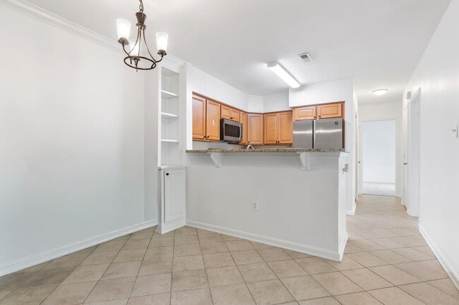 Photo - 6910 Victoria Dr Unit B