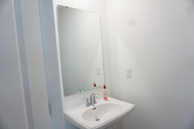Photo - 6095 Falcon Gate Ln