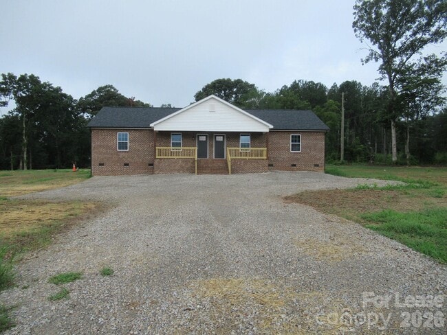 Building Photo - 443 Northbrook III School Rd