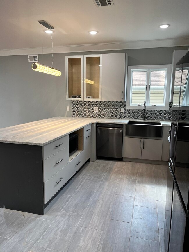 Photo - 29 Wallis Ave Unidad 2