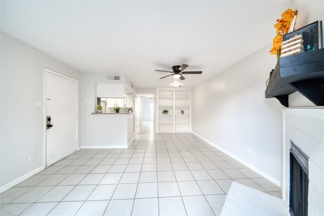 Photo - 6001 Reims Rd Unit 209