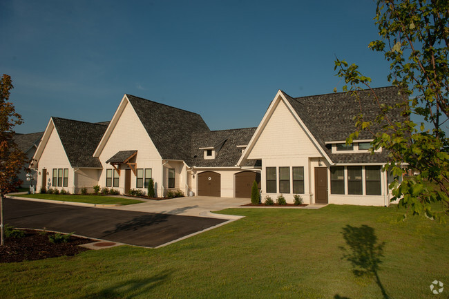 Building Photo - The Cottages at Watercress Rental