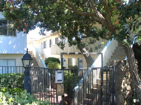 Photo - Colima Apartments