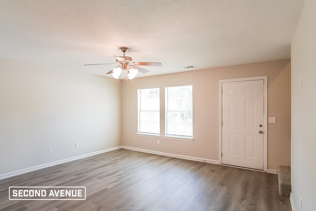 Photo - 6850 John Clark Dr