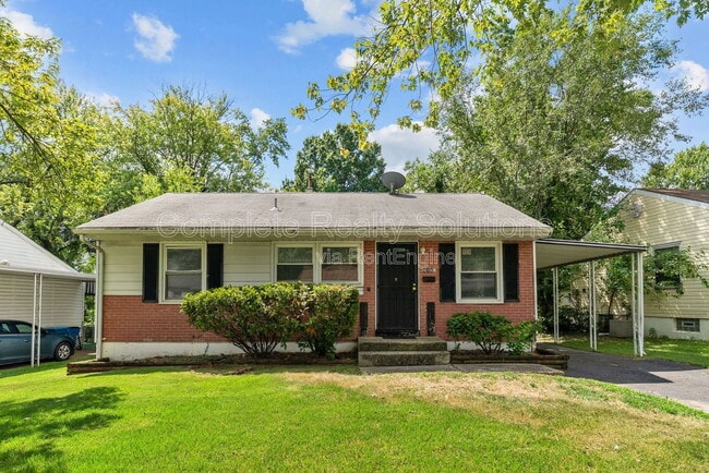 Photo - 416 Lanark Rd