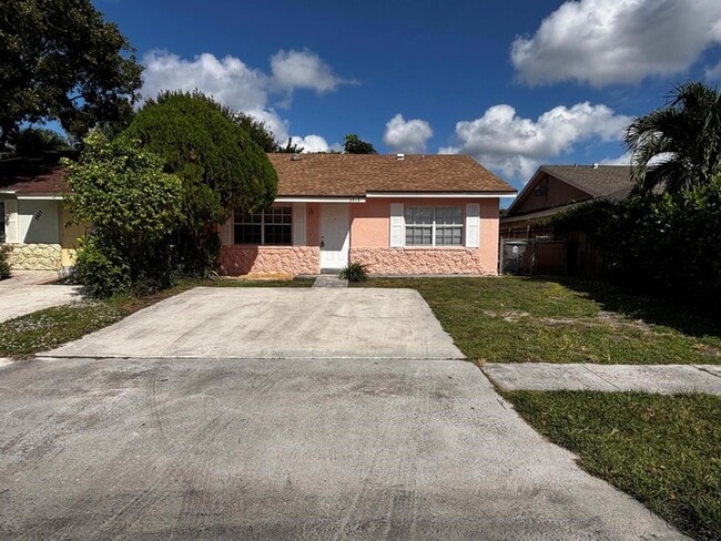 Photo - 3919 Wilshire St