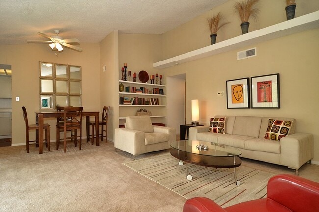 7630 Wood Hollow Dr Unit 135