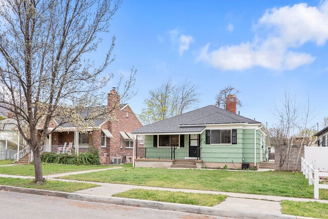 Photo - 716 E 50 S Unit Upper Level