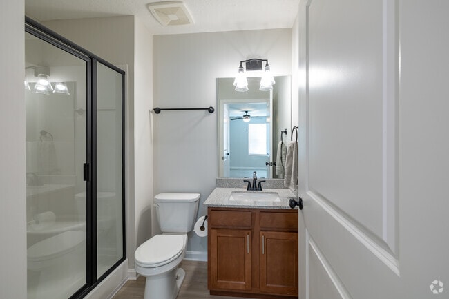 2BR, 2BA - 1,067SF Bathroom