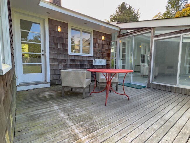 Photo - 6 Far Pond Rd