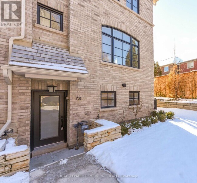 Photo - 40 Lunar Cres