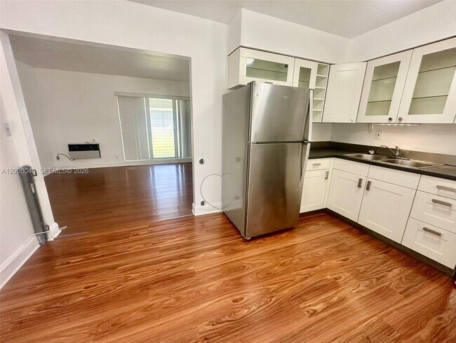 Photo - 1520 Garfield St Unit 1-2