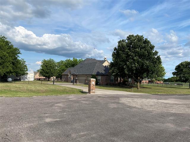 Photo - 6734 Oak Hill Ln