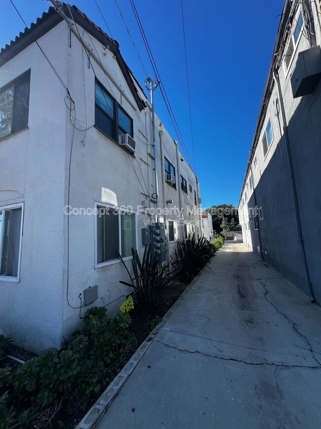 Photo - 1421 1/2 Obispo Ave