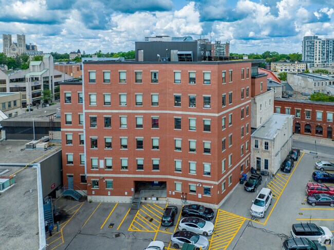 Photo - 5 Douglas St