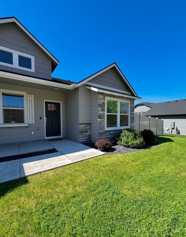 Photo - Non-Refundable & Security Deposit Total: $2950.00