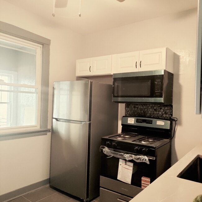 Photo - 7512 S Calumet Ave Unidad 2nd Floor