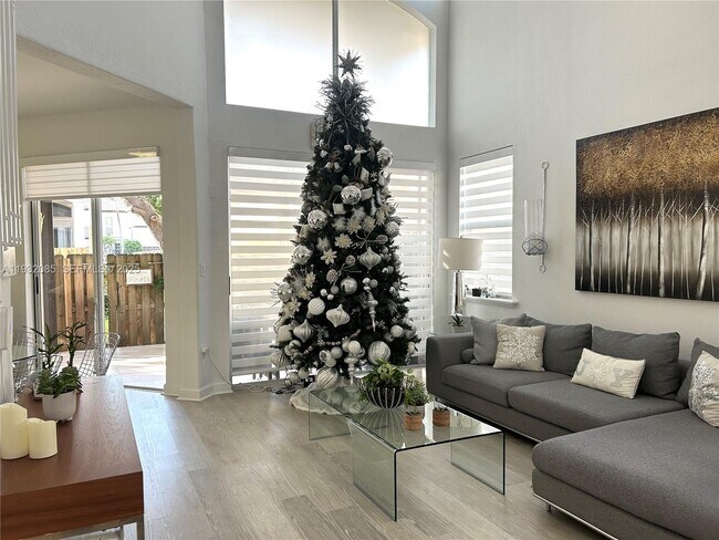 Photo - 11562 NW 80th St