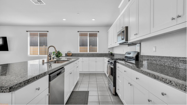 Photo - AVAILABLE NOW!! 3 Bedroom 2 Bathroom UNFURNISED Home with Solar Panels in Skyborne in Desert Hot ...
