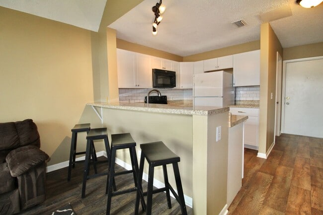 Photo - 1342 Hunters Rd