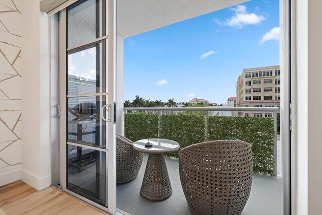 Photo - 155 E Boca Raton Rd