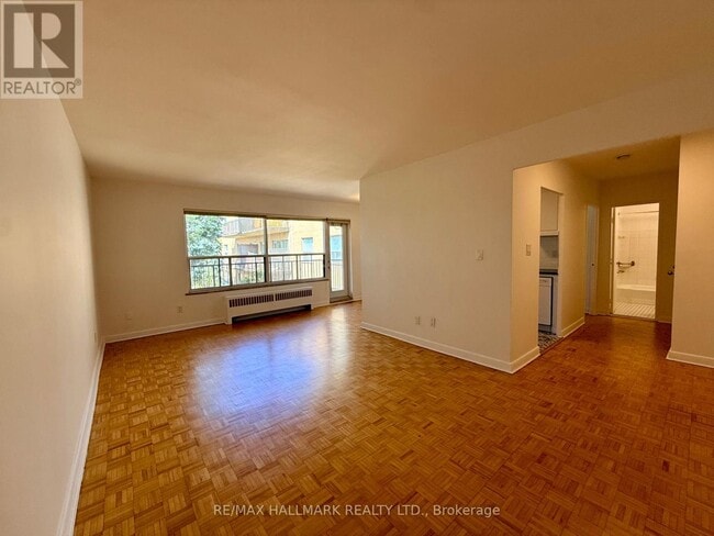 Photo - 30 Upper Canada Dr Unit 301