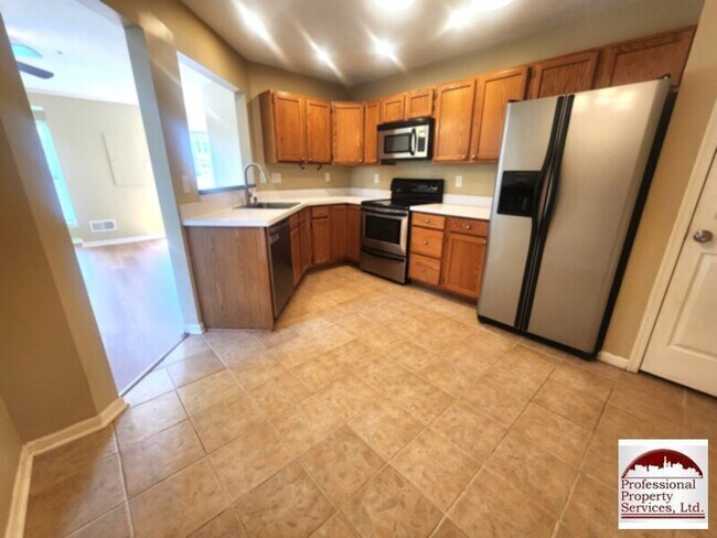 Photo - Conveniently located to Everything