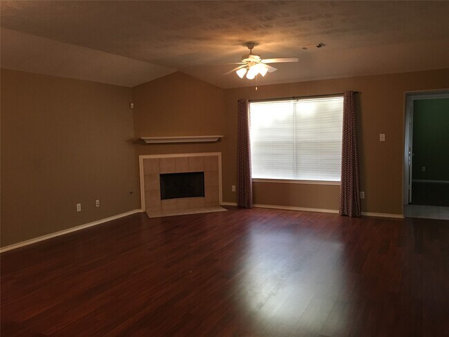 Photo - 5508 Lilywood Ln