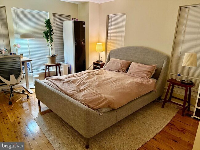 Photo - 4126 Timber Log Way