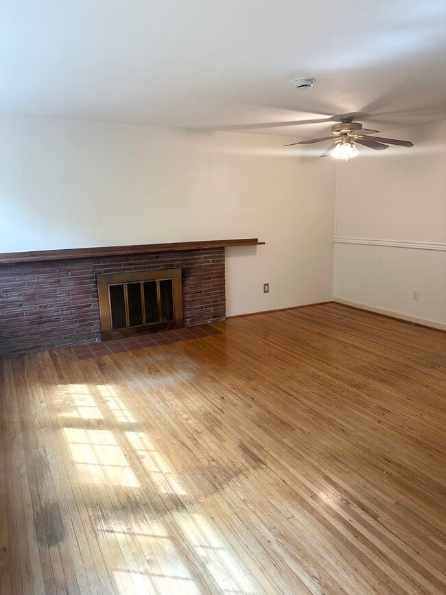 Photo - 14041 Wallingford Ave N