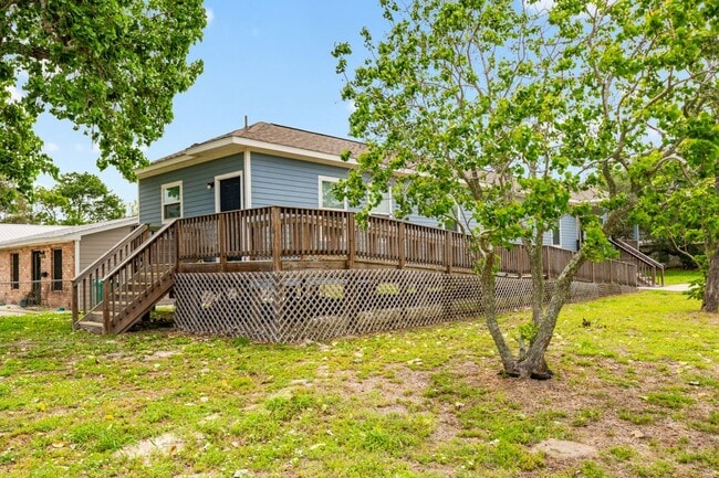 Photo - 1109 W Nelson Ave