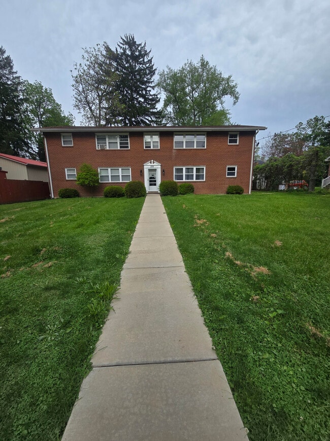 Photo - 235 S Liberty St Unidad #4