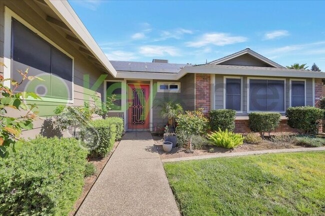 Building Photo - 6359 Edgewood Way