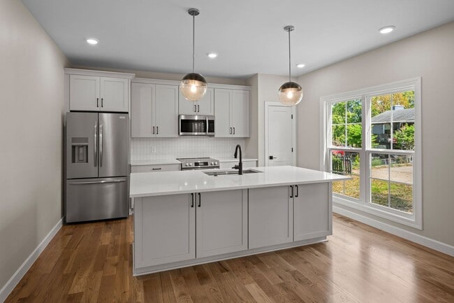 Photo - BRAND NEW! Spacious Nashville Home in a Qu...