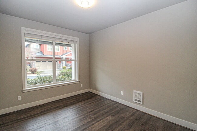 Photo - 1418 184th Pl SE