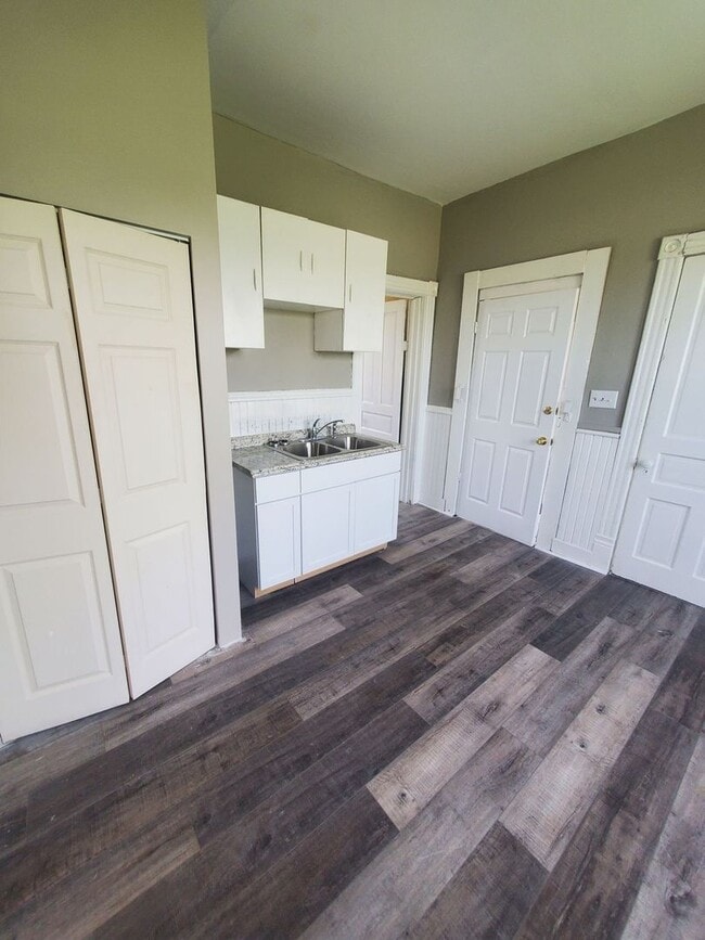 Photo - 635-637 W Center St. (Duplex) Unit 637 Upper