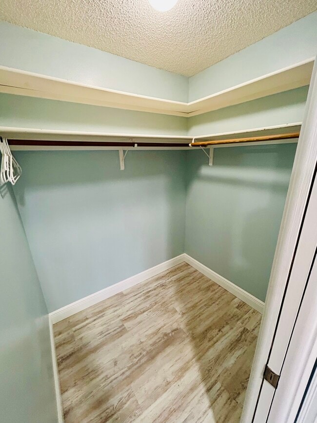 Photo - 5800 Hollywood Blvd Condo Unit 221