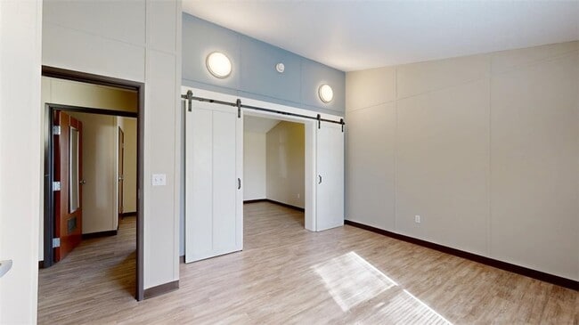 Photo - 5585 Straub Rd Unit 112