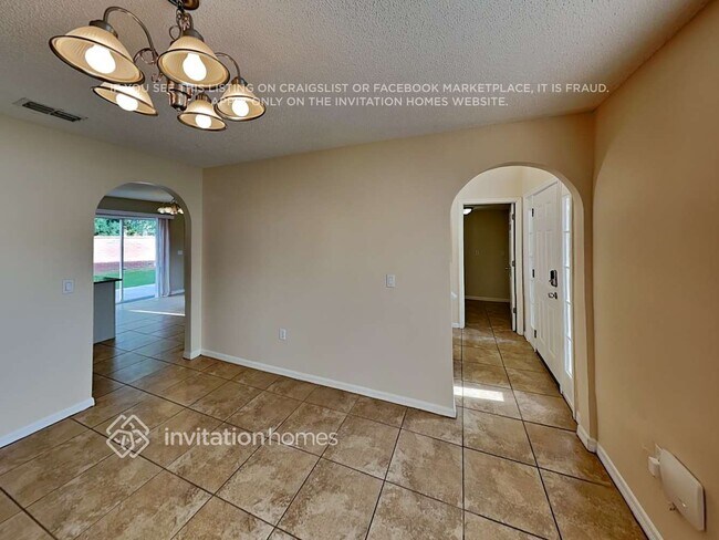 Photo - 123 Sterling Pine St