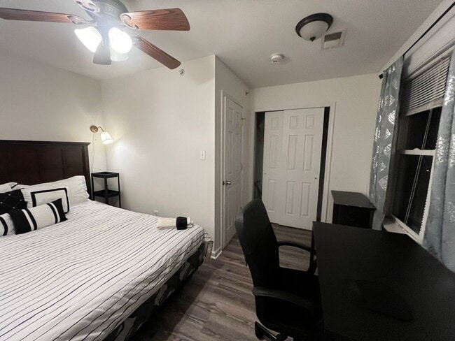 Photo - 3722 Brandywine St Unit B