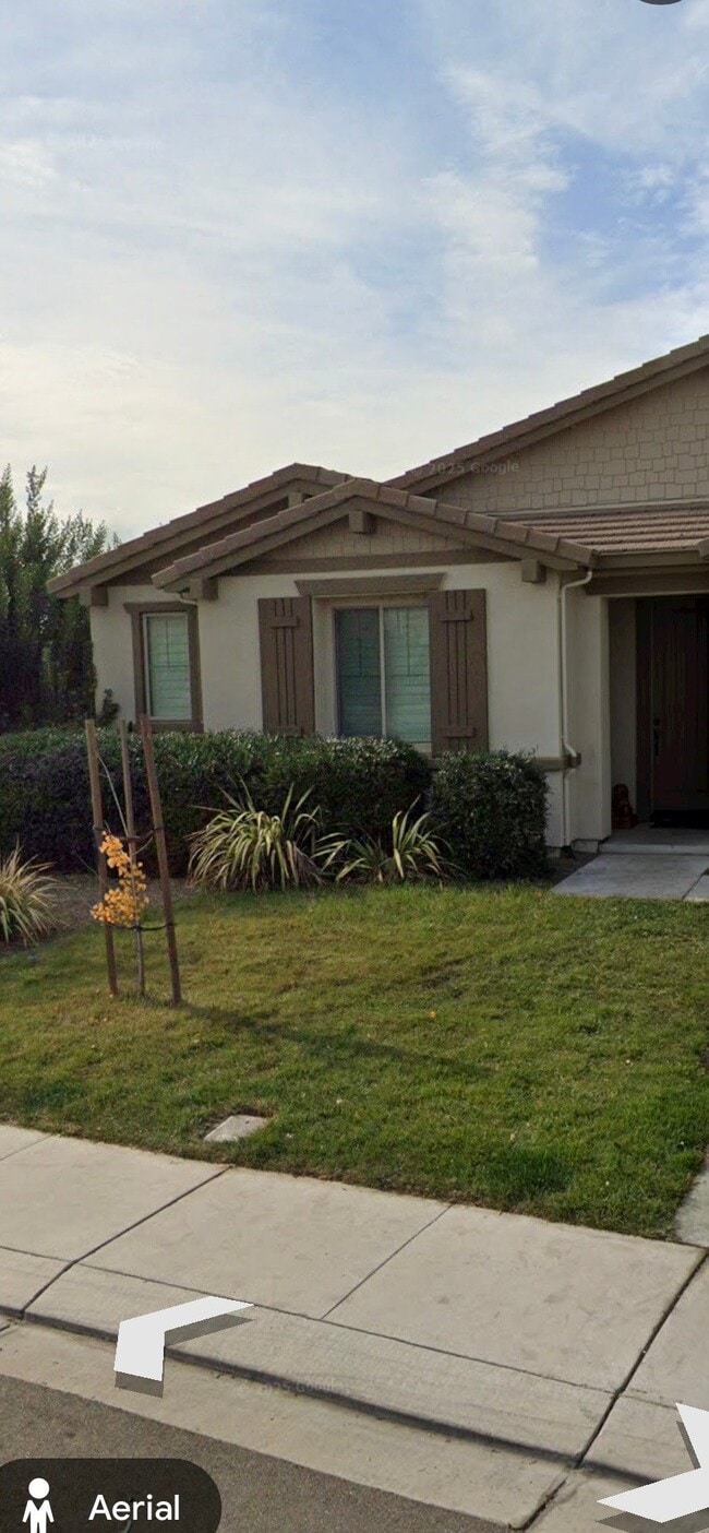 Building Photo - 1691 Sage Sparrow Ave