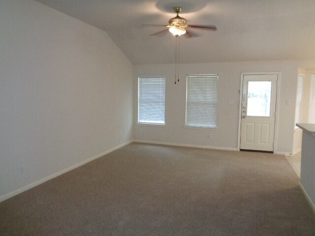 Photo - 17136 Gleneagle Dr S
