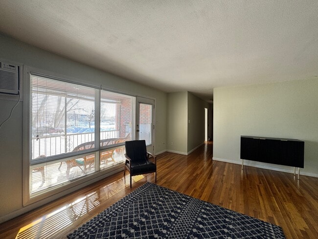 Photo - 32 Park Avenue Ct Unit 3