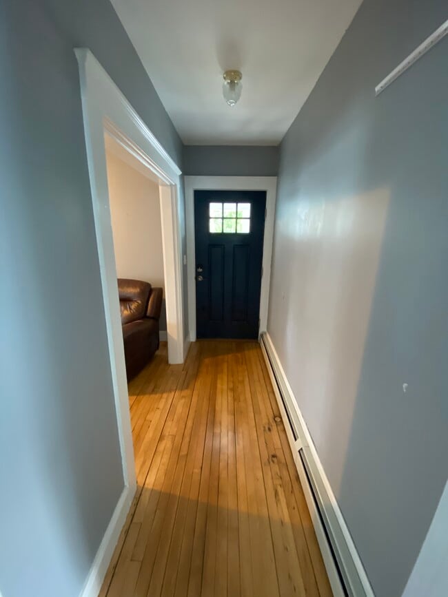 Photo - 2 1/2 Courtland St Unit 1