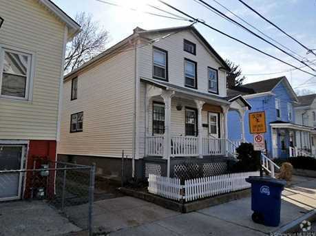 Building Photo - 4 Bed / 2 Bath Single Family Home