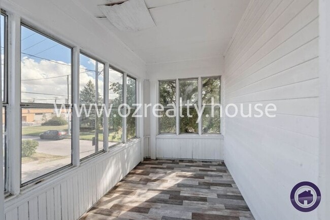 Photo - 1016 Mallet St