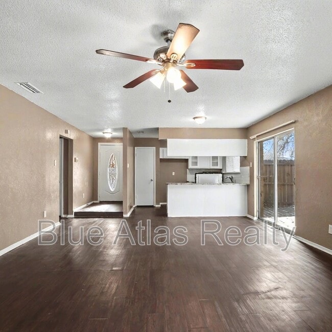 Photo - 805 Cherry Hills Dr