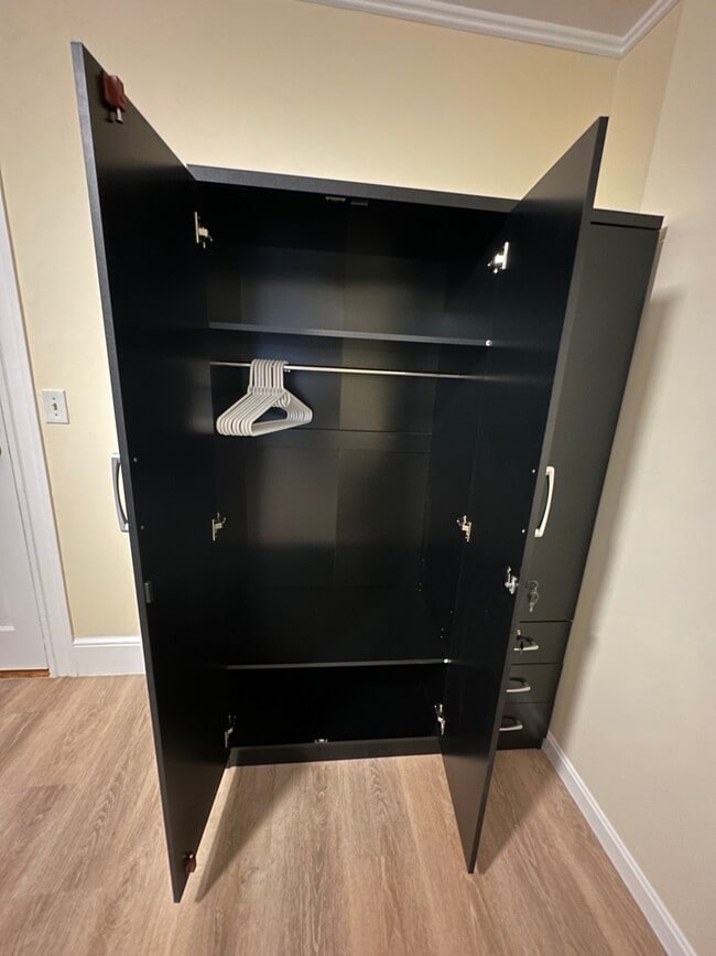 Photo - 21 Radcliffe Ave Unit 21